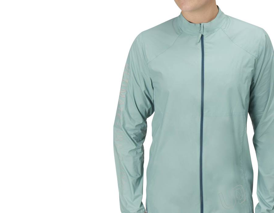 Ultimate Direction - Breeze Shell Womens - XS - Lichen